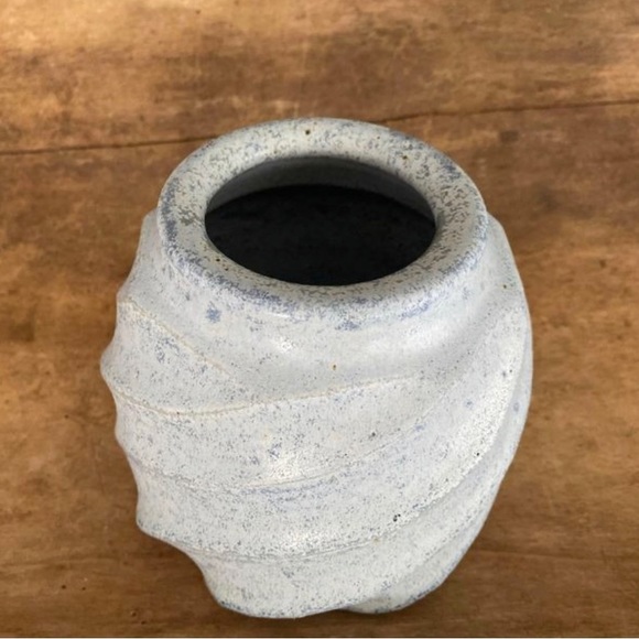 Studio pottery carved blue vase - Picture 2 of 6